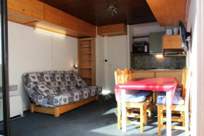 Résidence Schuss - VAL THORENS location: Studio cabine pour 5 personnes dans un quartier calme MAE-9036